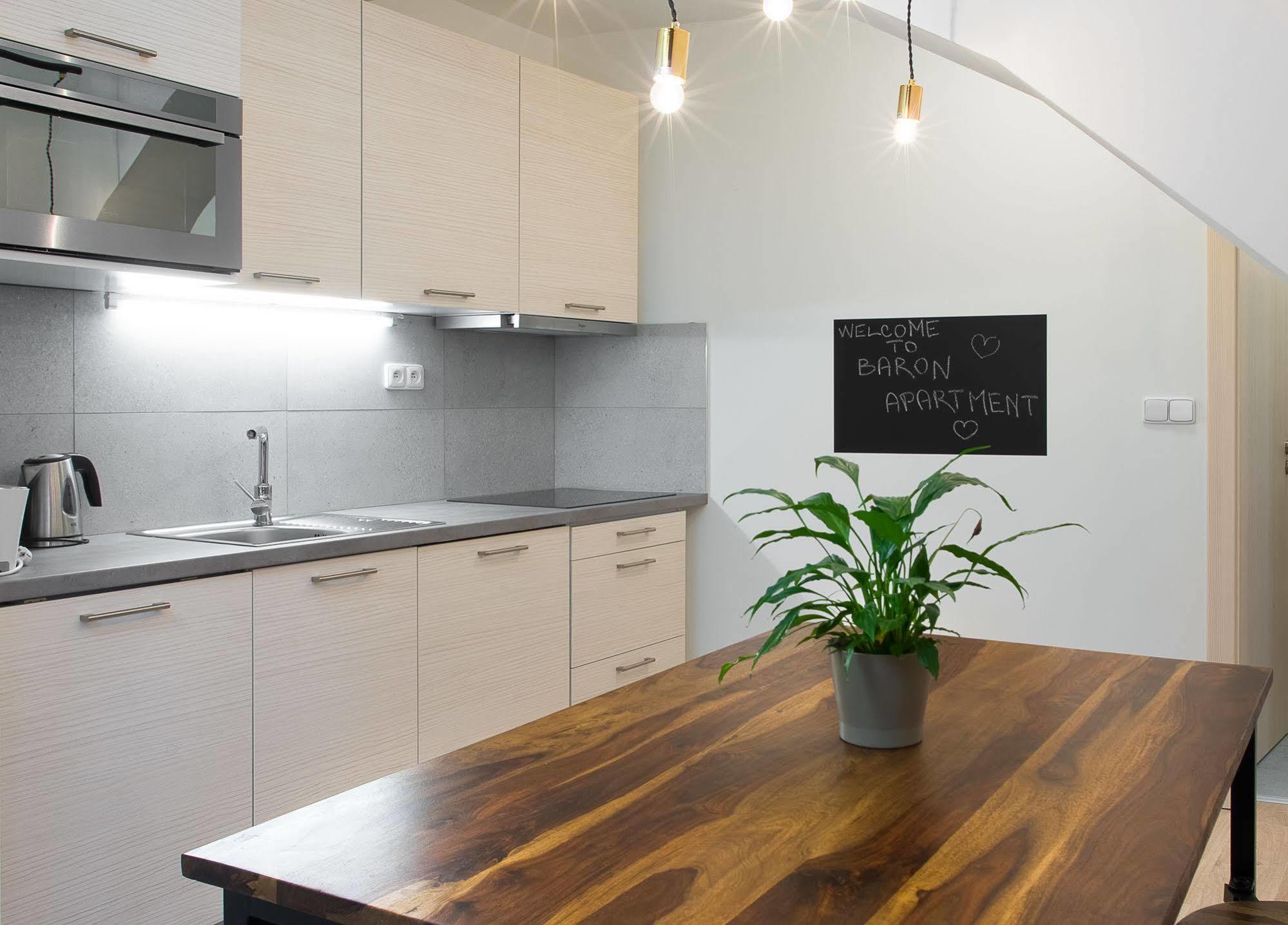 פראג 7 Tales Apartments By Adrez מראה חיצוני תמונה